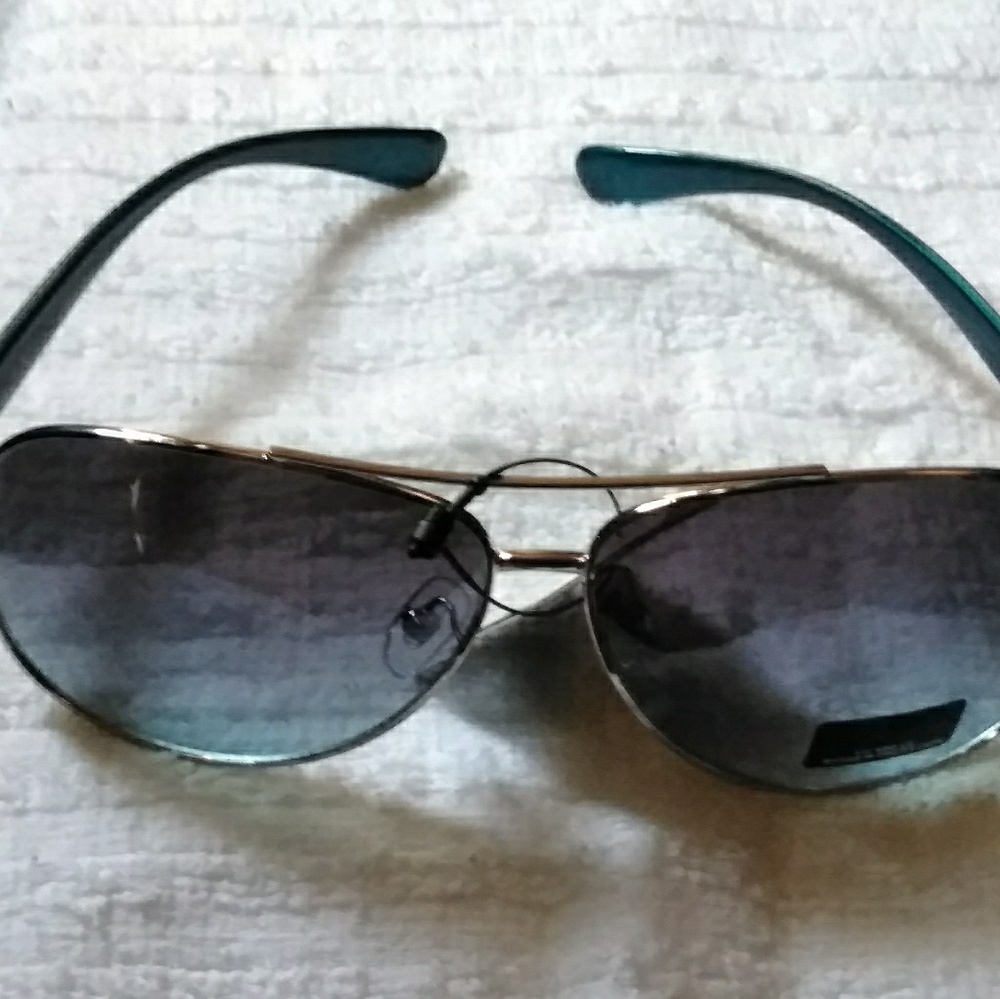 GISELLE SUNGLASSES